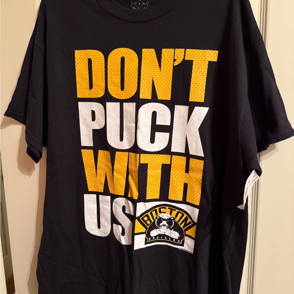 Boston Bruisers (Bruins) Hockey T Shirt Mens Size XL Don't PUCK with Us Black